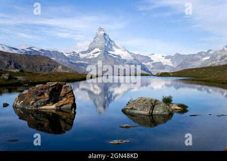 Riflessione del Cervino a Stellisee Foto Stock