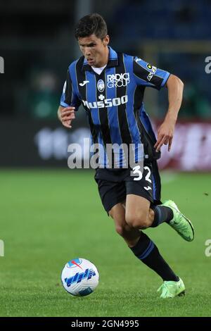 Bergamo, Italia, 21 settembre 2021. Matteo Pessina di Atalanta durante la serie A partita allo Stadio Gewiss di Bergamo. Il credito d'immagine dovrebbe essere: Jonathan Moscrop / Sportimage Foto Stock