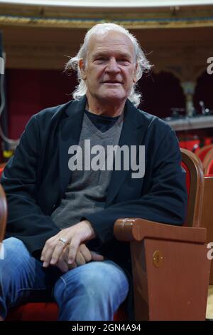 Madrid, Spagna. 22 settembre 2021. L'attore Lluis Homar ha visto posare durante la sessione di ritratti a Madrid. Credit: SOPA Images Limited/Alamy Live News Foto Stock