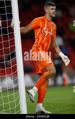 Sheffield, Inghilterra, 21 settembre 2021. Fraser Forster di Southampton durante la partita della Carabao Cup a Bramall Lane, Sheffield. Il credito dell'immagine dovrebbe leggere: Darren Staples / Sportimage Credit: Sportimage/Alamy Live News Foto Stock