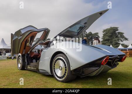 Hispano Suiza Carmen in mostra ai Concours d'Elegance tenutisi al Palazzo di Blenheim il 5 settembre 2021 Foto Stock