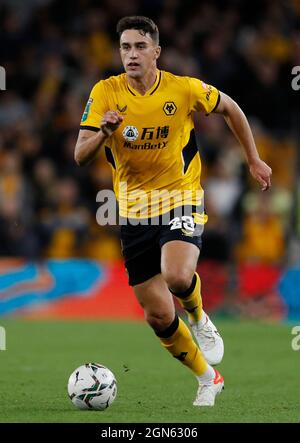 Wolverhampton, Inghilterra, 22 settembre 2021. Maximilian Kilman di Wolverhampton Wanderers durante la partita di Coppa Carabao a Molineux, Wolverhampton. Il credito dell'immagine dovrebbe leggere: Darren Staples / Sportimage Credit: Sportimage/Alamy Live News Foto Stock
