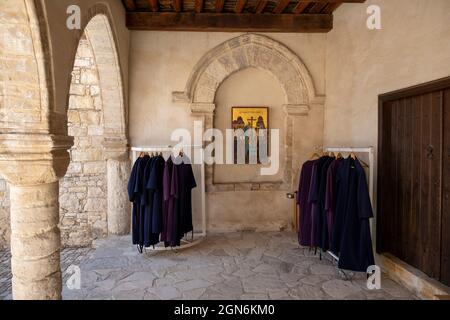 Il Monastero della Santa Croce, Omodos, Limassol regione, Cipro. Foto Stock