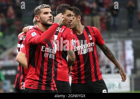 Milano, Italia. 22 settembre 2021. Serie A match tra AC Milan e Venezia FC allo Stadio Giuseppe Meazza di Milano, Italia, il 22 2021 settembre. Milano vince 2-0. (Foto di Mairo Cinquetti/Pacific Press) Credit: Pacific Press Media Production Corp./Alamy Live News Foto Stock