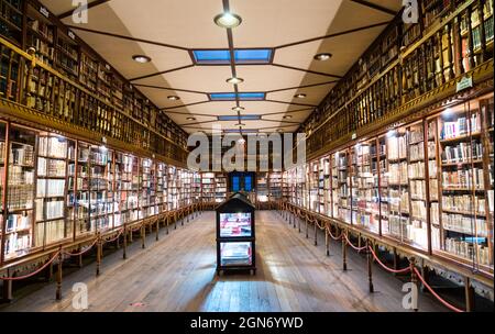 Biblioteca del convento di Santa Rosa de Ocopa a Junin, Perù Foto Stock