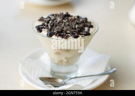 Tiramisù – un dolce classico gustoso e di bellezza Foto Stock