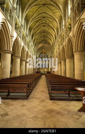 All'interno della Cattedrale Cattolica Romana di San Giovanni Battista a norwich Norfolk inghilterra uk Foto Stock