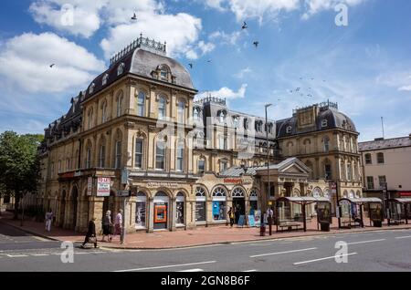 Grande Sala Arcade, Tunbridge Wells Foto Stock