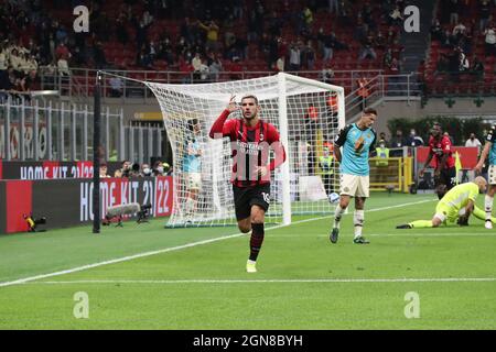 Milano, Italia. 22 settembre 2021. Serie A match tra AC Milan e Venezia FC allo Stadio Giuseppe Meazza di Milano, Italia, il 22 2021 settembre. Milano vince 2-0. (Foto di Mairo Cinquetti/Pacific Press/Sipa USA) Credit: Sipa USA/Alamy Live News Foto Stock