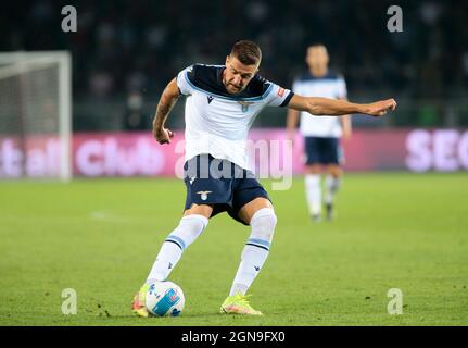 Sergej Milinkovic Savic (SS Lazio) durante il campionato italiano Serie A football match tra Torino FC e SS Lazio il 23 settembre 2021 allo Stadio Olimpico Grande Torino a Torino - Photo Nderim Kaceli / DPPI Foto Stock