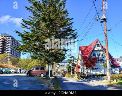 Gunma, Giappone - 8 novembre 2019. Centro di Kusatsu Onsen a Gunma, Giappone. Kusatsu Town è uno dei più famosi resort termali del Giappone per secoli Foto Stock