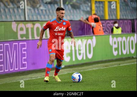 Genova, Italia. 23 settembre 2021. Matteo Politano di SSC Napoli in azione durante la Serie A 2021/22 match tra UC Sampdoria e SSC Napoli al Ferraris Stadium il 23 settembre 2021 a Genova, Italia Credit: Independent Photo Agency/Alamy Live News Foto Stock