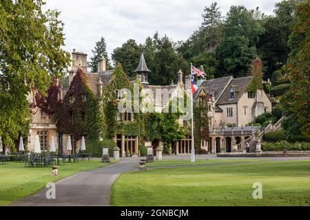 The Manor House Hotel a 5 Stelle Country House a Castle Combe, Cotswolds, Wiltshire, Inghilterra, Regno Unito Foto Stock