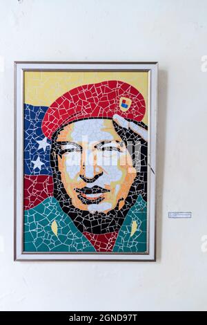 HAVANA, CUBA - 23 FEB 2016: Ritratto di Hugo Chavez nel museo Simon Bolivar a l'Avana Foto Stock