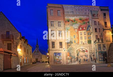 Quebec fresco (Fresque des Quebecois) vicino a Place Royale nella città vecchia di Quebec, Canada. Foto Stock