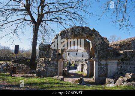 Sefino - Molise - Italia - Sito archeologico di Altilia: Porta di accesso all'anfiteatro Foto Stock