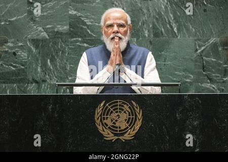 New York, Stati Uniti. 25 Settembre 2021. Il primo Ministro indiano Narendra modi si rivolge alla 76a sessione dell'Assemblea Generale delle Nazioni Unite a New York il 25 settembre 2021. Foto piscina di Eduardo Munoz/UPI Credit: UPI/Alamy Live News Foto Stock