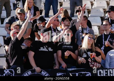 ANVERSA, BELGIO - SETTEMBRE 25: Tifosi durante la partita della Jupiler Pro League tra Beerschot V.A. e KAS Eupen allo stadio Olympisch il 25 Settembre 2021 ad Anversa, Belgio (Foto di Perry van de Leuvert/Orange Pictures) Foto Stock