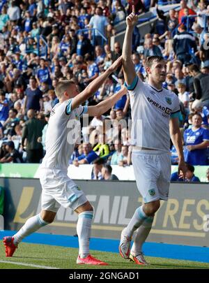 Leicester, Inghilterra, 25 settembre 2021. Chris Wood di Burnley festeggia prima di aver sconsentito il suo obiettivo durante la partita della Premier League al King Power Stadium di Leicester. Il credito dovrebbe essere: Darren Staples / Sportimage Foto Stock