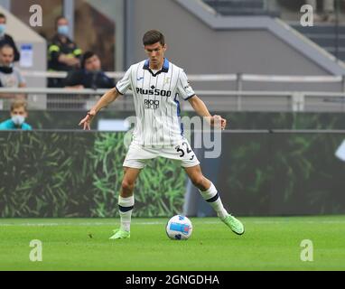 MILANO ITALIA- Settembre 26 Giuseppe Meazza Matteo Pessina in azione durante la Serie A match tra FC Inter e Atalanta BC allo Stadio Giuseppe Meazza il 26 Settembre 2021 a Milano. Foto Stock