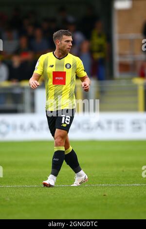 The EnviroVent Stadium, Harrogate, Inghilterra - 25 settembre 2021 Jack Muldoon (18) di Harrogate - durante la partita Harrogate contro Stevenage, EFL League 2, 2021/22, all'EnviroVent Stadium, Harrogate, Inghilterra - 25 settembre 2021 Credit: Arthur Haigh/WhiteRosePhotos/Alamy Live News Foto Stock