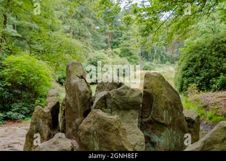 Kromlauer Park con il famoso Rakotzbrücke in Sassonia Germania / Kromlauer Park mit der weltberühmten Rakotzbrücke in Sachsen Deutschland Foto Stock