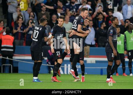 Parigi, Francia. 26 settembre 2021. Joy of PSG Midfield JULIAN DRAXLER dopo il suo obiettivo durante il campionato di calcio francese, Ligue 1 Uber mangia, tra Parigi Saint Germain e Montpellier al Parc des Princes Stadium - Paris France.Paris SG ha vinto 2:0 (Credit Image: © Pierre Stevenin/ZUMA Press Wire) Foto Stock