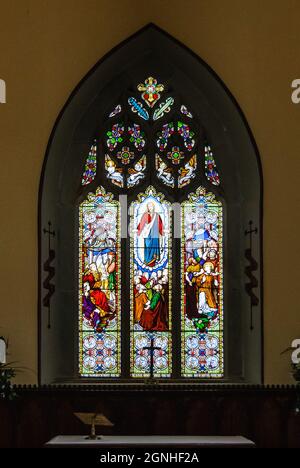 Vetrata della Chiesa Anglicana di St Luke - Richmond, Tasmania, Australia Foto Stock