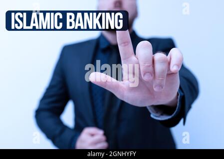 Scrittura visualizzazione del testo Islamic Banking. Business idea sistema bancario basato sui principi della legge islamica che presenta nuovi piani e idee Foto Stock