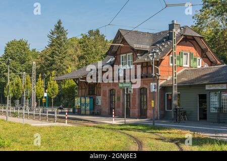 Fermata del tram dell'ex Waldbahn a Neu Isenburg, Germania Foto Stock