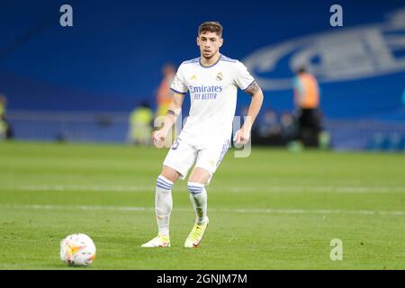 Fede Valverde (Real), 25 SETTEMBRE 2021 - Calcio / Calcio : la Liga Santander in spagnolo match tra Real Madrid CF 0-0 Villarreal CF all'Estadio Santiago Bernabeu di Madrid, Spagna. (Foto di Mutsu Kawamori/AFLO) Foto Stock