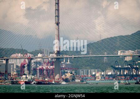 Ponte stonecutters, sotto la consruzione e il completamento prossimo nel luglio 2009, Victoria Harbour, Hong Kong Foto Stock