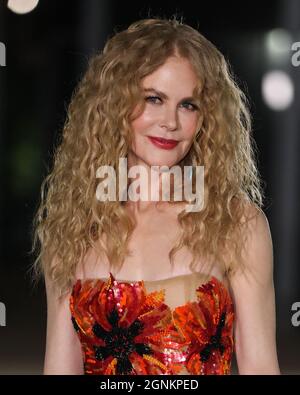 LOS ANGELES, CALIFORNIA, USA - SETTEMBRE 25: L'attrice Nicole Kidman indossa il vestito Rodarte arriva al Academy Museum of Motion Pictures Opening Gala che si tiene presso l'Academy Museum of Motion Pictures il 25 Settembre 2021 a Los Angeles, California, Stati Uniti. (Foto di Xavier Collin/Image Press Agency/Sipa USA) Foto Stock