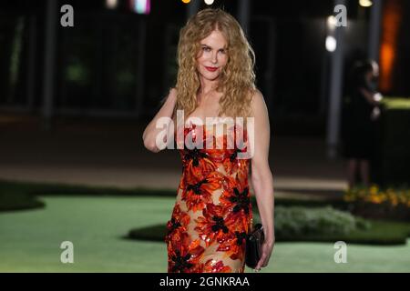 LOS ANGELES, CALIFORNIA, USA - SETTEMBRE 25: L'attrice Nicole Kidman indossa il vestito Rodarte arriva al Academy Museum of Motion Pictures Opening Gala che si tiene presso l'Academy Museum of Motion Pictures il 25 Settembre 2021 a Los Angeles, California, Stati Uniti. (Foto di Xavier Collin/Image Press Agency/Sipa USA) Foto Stock