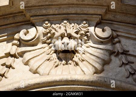 Italia, Roma, Palazzo del Grillo, testa di leone sulla porta Foto Stock