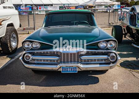 Reno, NV - 4 agosto 2021: 1959 Dodge Coronet coupé ad una mostra di auto locale. Foto Stock