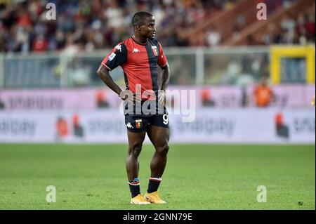 Genova, Italia. 25 Settembre 2021. Yayah Kallon Genova CFC durante la Serie A 2021/22 match tra Genova CFC e l'Hellas Verona FC al Ferraris Stadium il 25 settembre 2021 a Genova, Italia-Photo ReportterTorino Credit: Independent Photo Agency/Alamy Live News Foto Stock