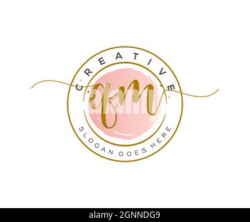 Monogramma di bellezza con logo femminile QM e design elegante con logo, logo scritto a mano della firma iniziale, matrimonio, moda, floreale e botanico con creatività Illustrazione Vettoriale