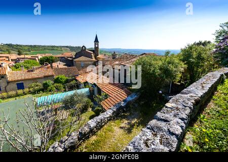 Paesaggio e villaggio Lautrec, Tarn, Francia Foto Stock