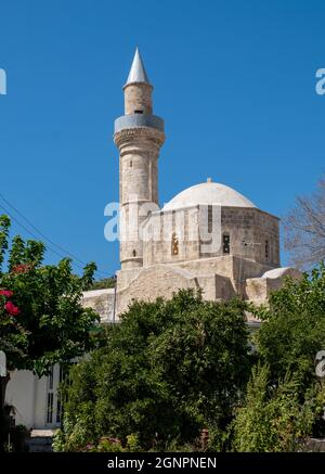 Moschea Camii-Kebir, Mouttalos, città vecchia di Pafos, Cipro. Foto Stock