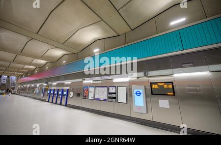 27 settembre 2021. Battersea Power Station, una nuova filiale della rete metropolitana Northern Line di Londra dalla stazione di Kennington Foto Stock