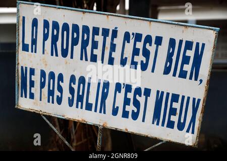 Ospedale africano. Reparto pediatrico. Benin. Foto Stock