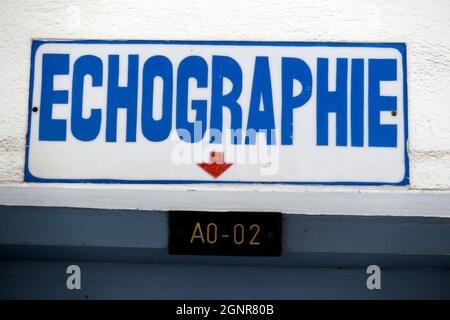 Ospedale africano. Reparto pediatrico. Benin. Foto Stock