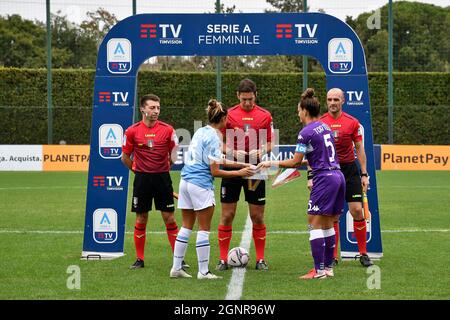 Fiorentina Femminile Vs Slavia Praga Imagem Editorial - Imagem de mulheres,  fotografia: 204503405