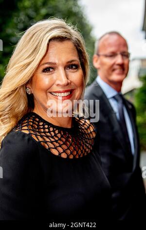 La regina Maxima partecipa ad una conversazione sull'imprenditorialità alla quarta conferenza di re Willem I. Dopo il programma, si prevede una cena privata con, tra gli altri, gli ex vincitori dei premi aziendali della Fondazione Koning Willem I. Uden, Paesi Bassi, il 27 settembre 2021. Foto di Robin Utrecht/ABACAPRESS.COM Foto Stock