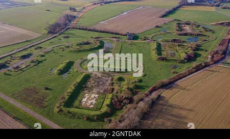 Droneshot di un vecchio luogo militare Foto Stock