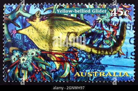 AUSTRALIA - CIRCA 1997: Un francobollo stampato in Australia mostra Glider giallo-bellied, Petaurus Australis, arboreo e notturno Possum deltaplano, circa Foto Stock