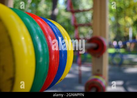 Come i Playgrounds possono migliorare le abilità di fine Motor nel parco giochi Foto Stock
