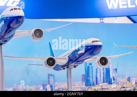 Boeing 777 X Airliner modello dreamliner presso lo stand della società. Russia. Mosca. 22 luglio 2021 Foto Stock