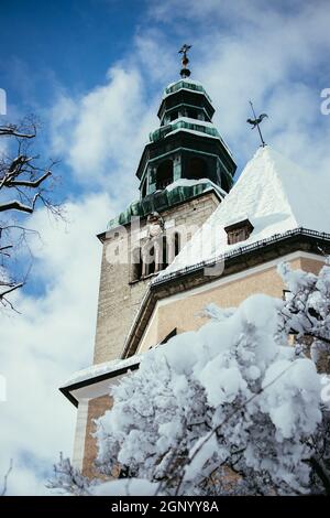 Chiesa innevata a Salisburgo, Müllnerkirche Foto Stock